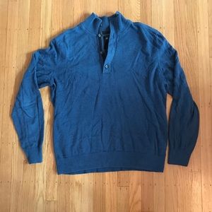 Half zip Banana republic sweater size L